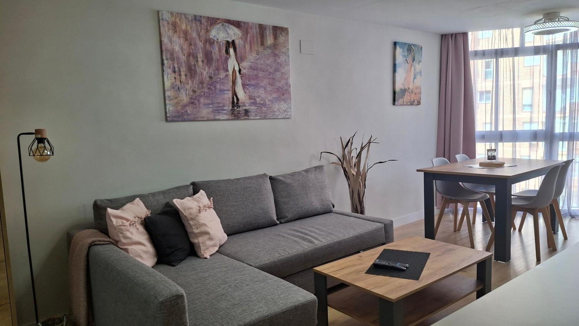 El Rinconcito De Mary Apartment เบนัลมาเดนา ภายนอก รูปภาพ